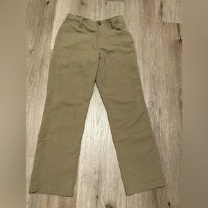 Boys Medium Under Armour Golf Pants